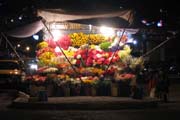 20070730d_QuitoFlowerStand_largecrop