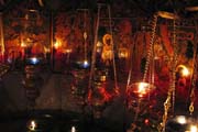 20101224j_NativityGrottoLamps